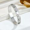 2026 Five-leaf Flower Design High-end Jewelry Light Luxury Temperament Fashion Versatile Ins Style Bracelet