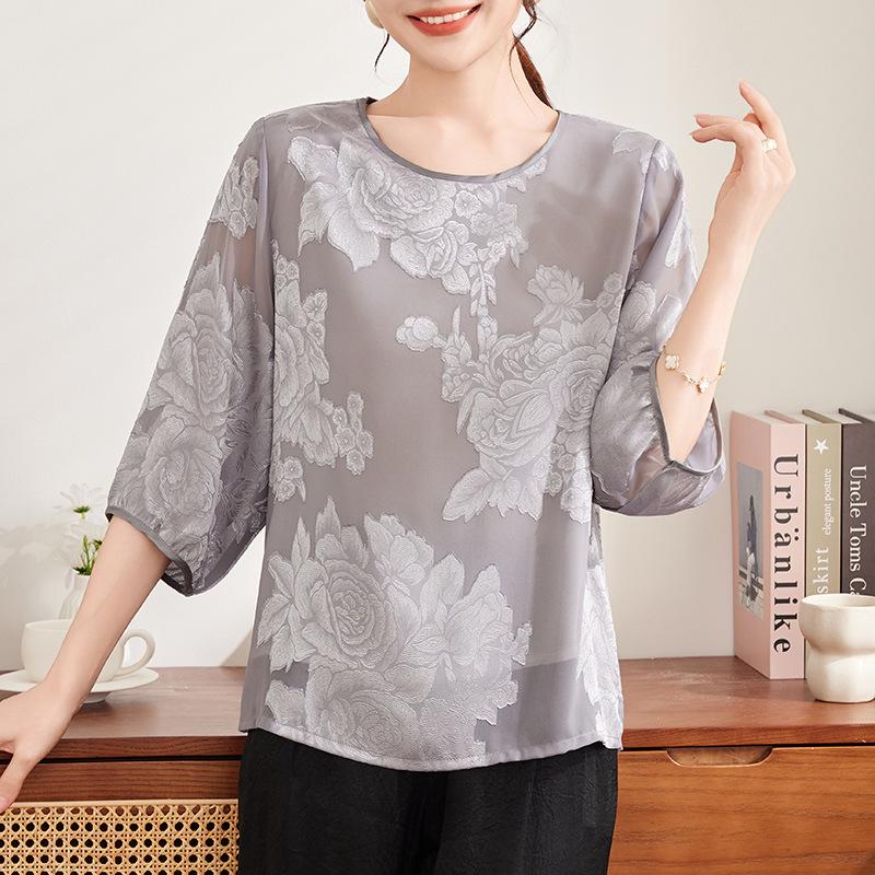 

Stylish Round Neck Chiffon Pullover for Moms - Breathable Seven-Sleeve Summer Top for Middle-Aged & Elderly Women 4XL серый