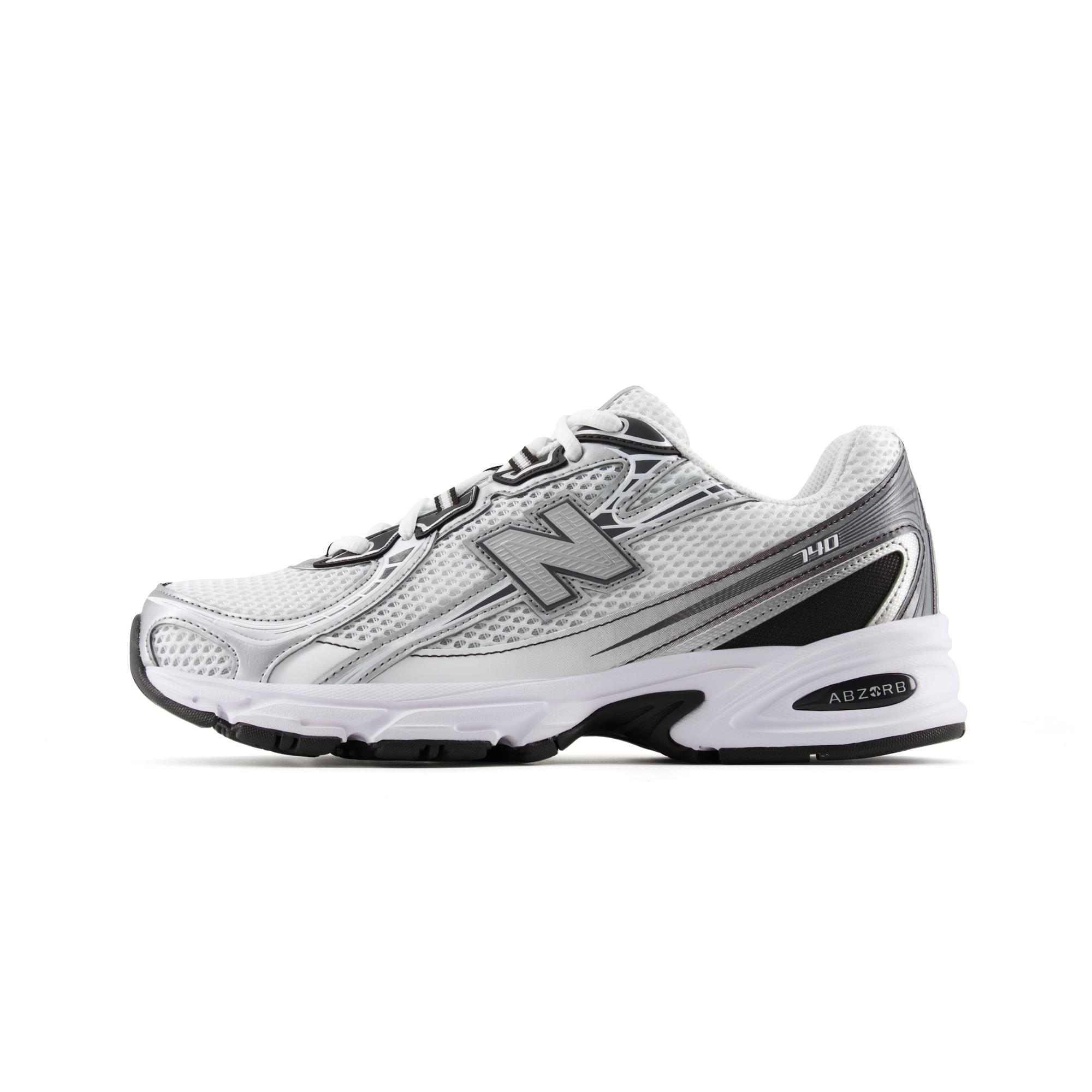 New Balance 740 Белый Металлический Серебристый Черный 42