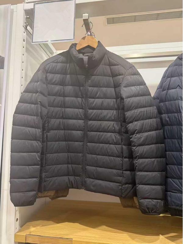 

Men s Japanese-Style Lightweight Down Hooded Jacket with Stand Collar, Plus Size Large чорний