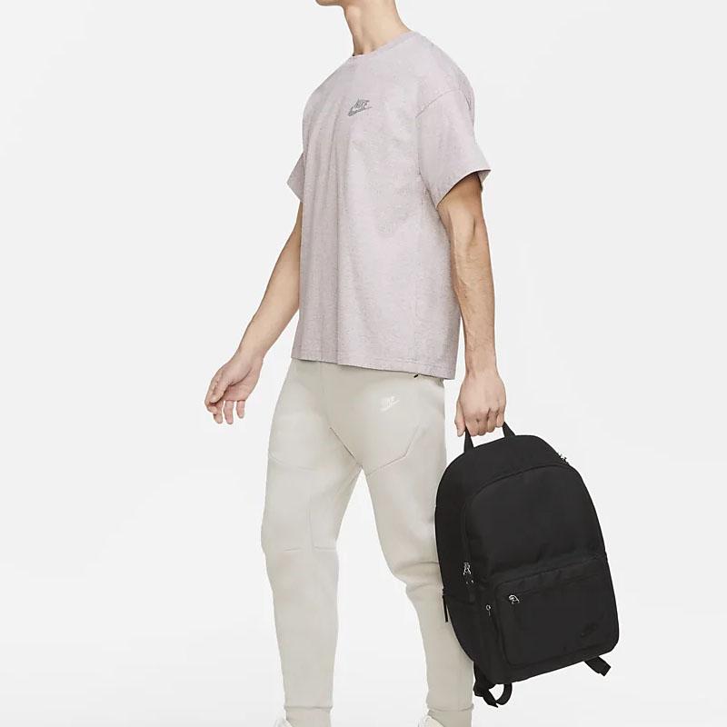 Nike Heritage Eugene Backpack 23L DB3300-010