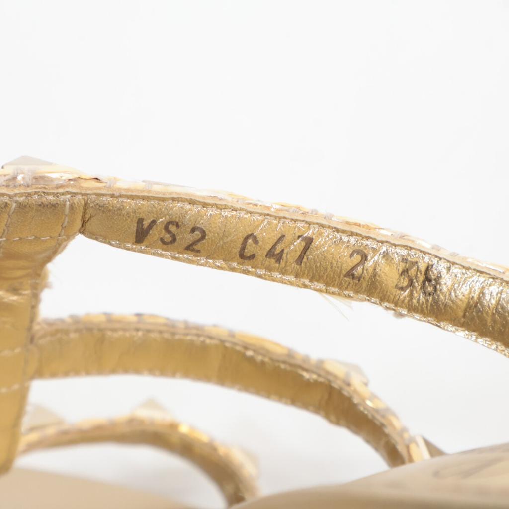 Valentino Garavani Rock Studs Sandals/ shoes 38 goldUsed