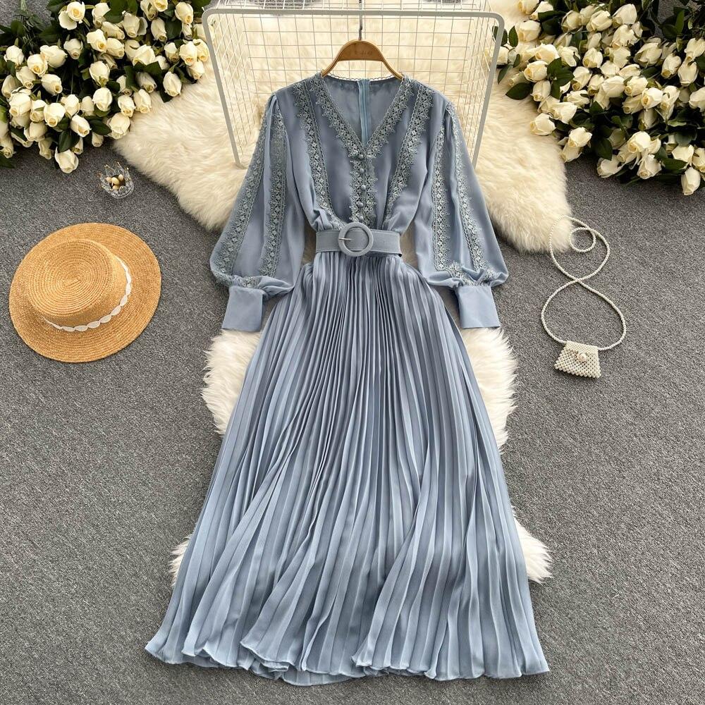 Buy RUGOD Celebrity High-end Temperament V-neck Waist Closing Dress 2022  Spring New Splicing Lace Bubble Sleeve Chiffon Dress at affordable prices —  free shipping, real reviews with photos — Joom