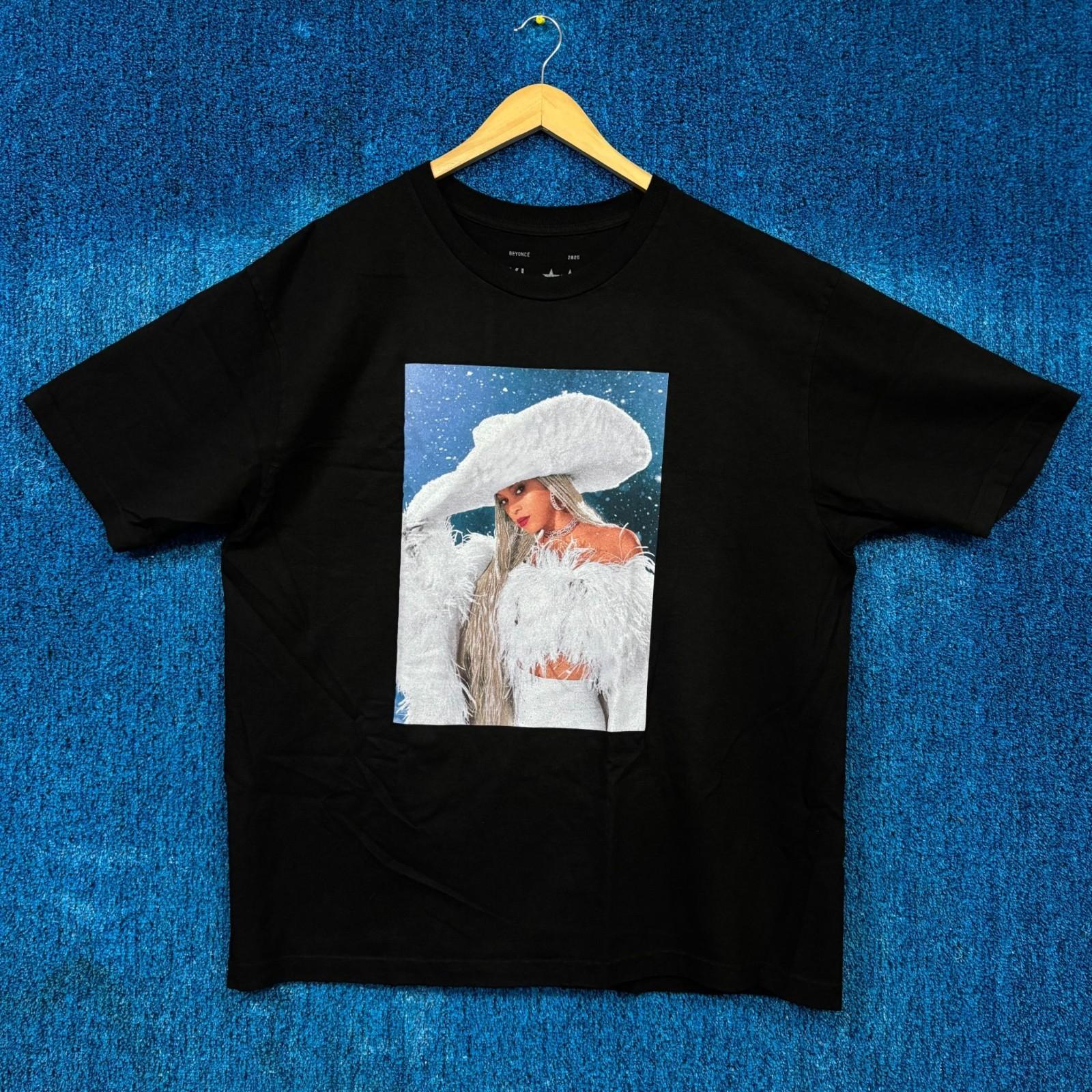 Beyoncé Cowboy Carter Tour T-Shirt Size Extra Large Unisex T-Shirt XXXXL