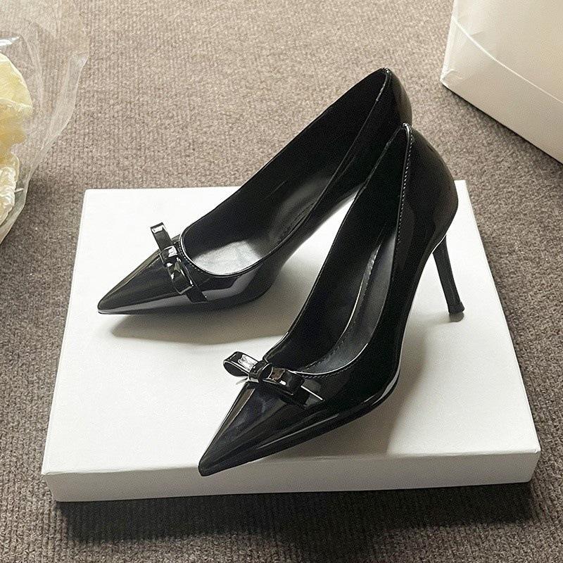 2026 Autumn New High Heels Stiletto Pointed Head Patent Leather Bow Fashion French Temperament Professional Nude Single Shoes