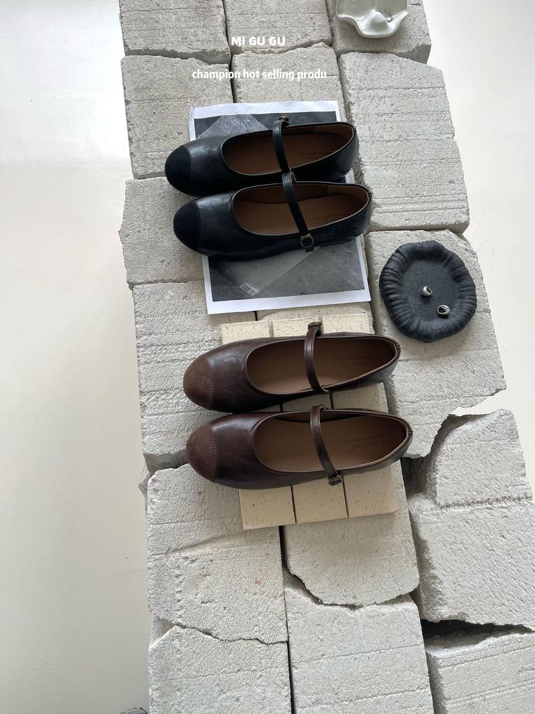 2025 Winter New Round Head Suede Soft Sole Soft Sole Versatile Doudou Cross Word with Ballet Commuter Women's Shoes