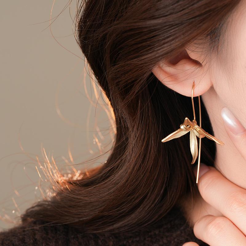 French retro iris flower earrings niche cold wind ear hook earrings