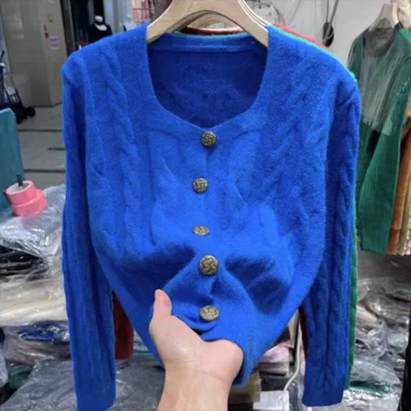 

Французский маленький ароматный стиль квадратный вырез твист кардиган свитер женский стиль короткая талия и тонкий топ вязаный свитер Average size 53-154 сапфировый