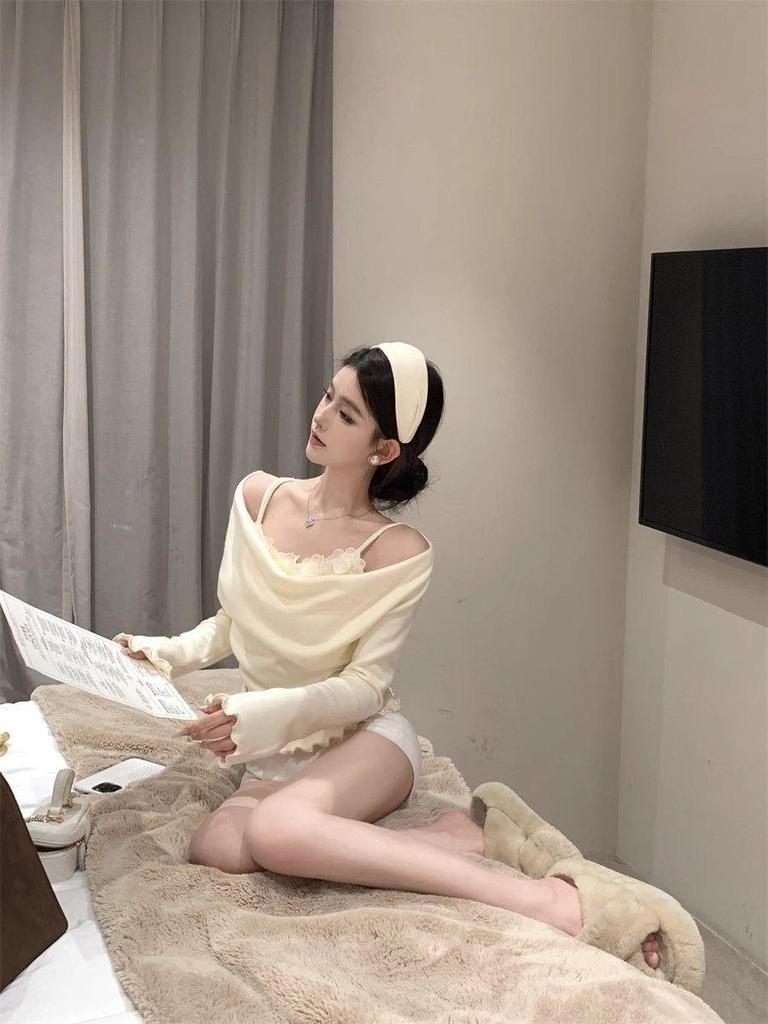 2024 Slim Fit Floral Camisole with Long Sleeves - Elegant, Stylish Patchwork Design for Autumn/Winter