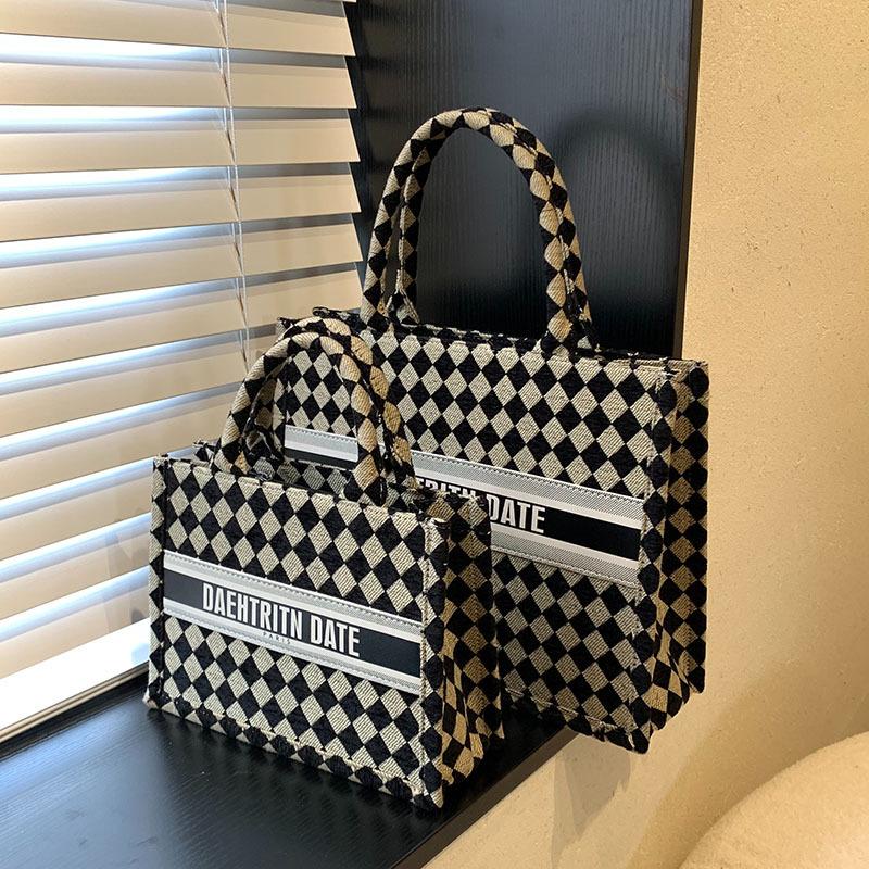 Fashion Portable Tote Bag, New Shoulder Underarm Bag, Women's Large-capacity Commuter Bag