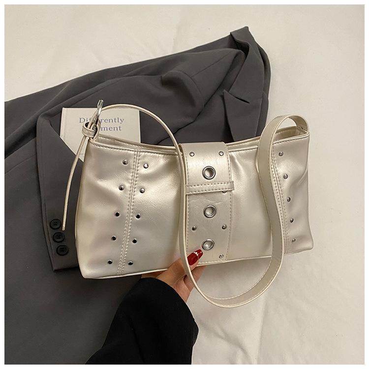 

Niche high-end texture rivet bag women s 2025 summer new niche design shoulder bag design small square bag белый