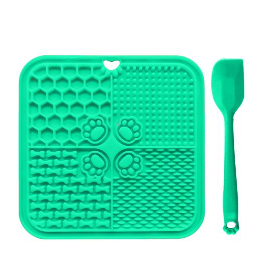 

Slow Feeder Lick Mat with Suction Cups Silicone Pet Bowl for Anxiety Relief Digestion BPA-Free Portable Dog Food Puzzle Mat for Wet Food Yogurt
