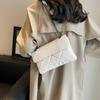 Rhombus bag women's chain shoulder armpit bag new popular messenger bag simple and fashionable small square bag