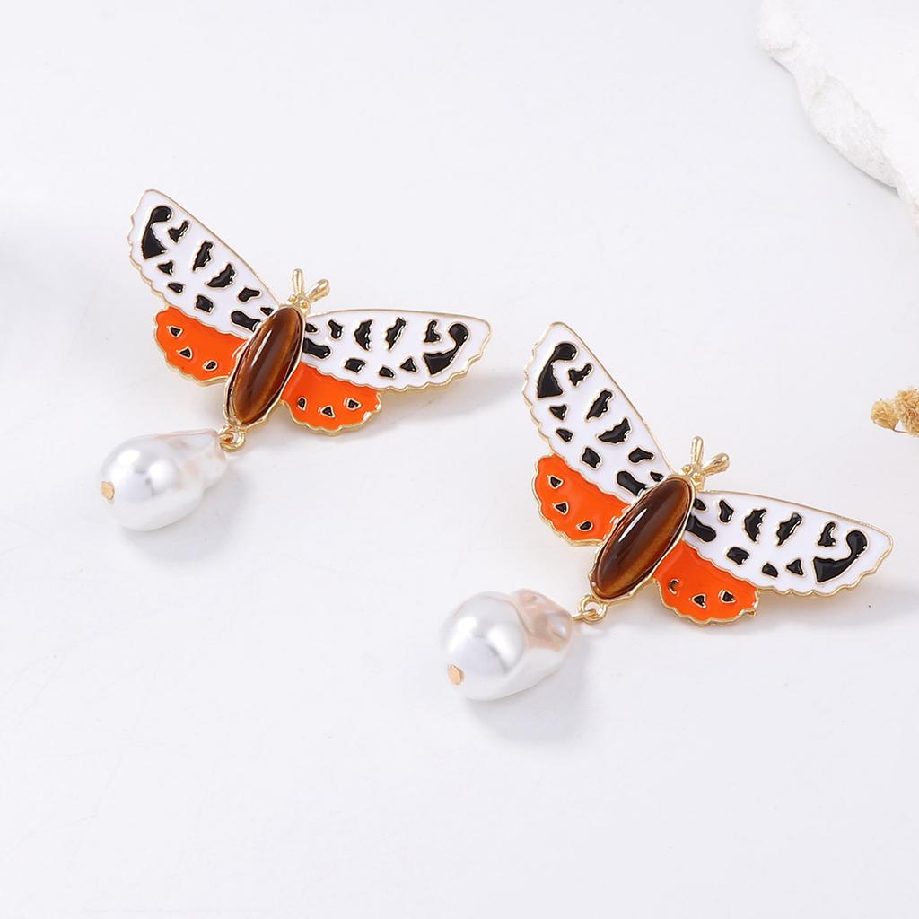 Simple personality trend alloy drip oil imitation pearl pendant insect color butterfly earrings versatile casual