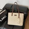 Commuter Bag Going Out Large-capacity Shoulder Bag Women's 2026 New Model, Light Luxury High-end Tote Bag Underarm Bag