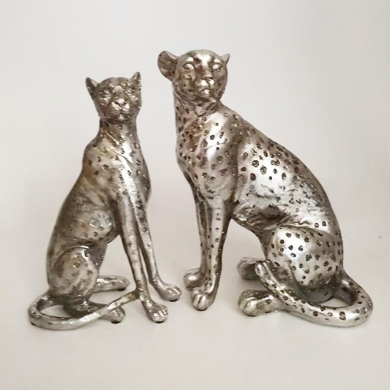 Resin Cheetah Decor Figurine With Antique Finish For Living Room Or Desk