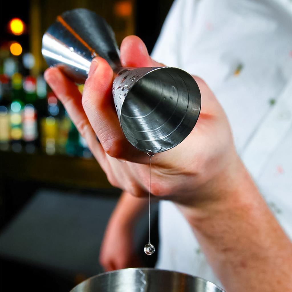 Japanese-Style Cocktail Jigger Creative Engraving Measuring Cup Stainless Steel Cocktail Jiggers Bartender Tools Bar Accessories