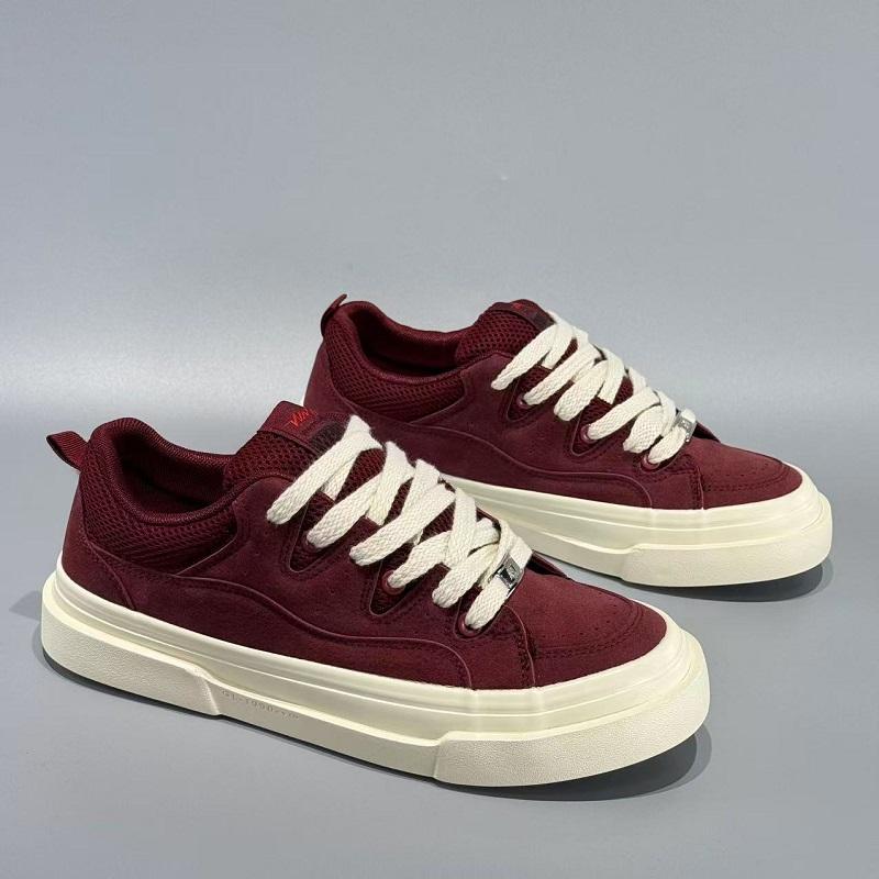 Fashion Women's Casual Sports Shoes Retro Fashion Anti Slip Platform Outdoor Skateboard Shoes 2025 New Lace Up Running Shoes Sneakers