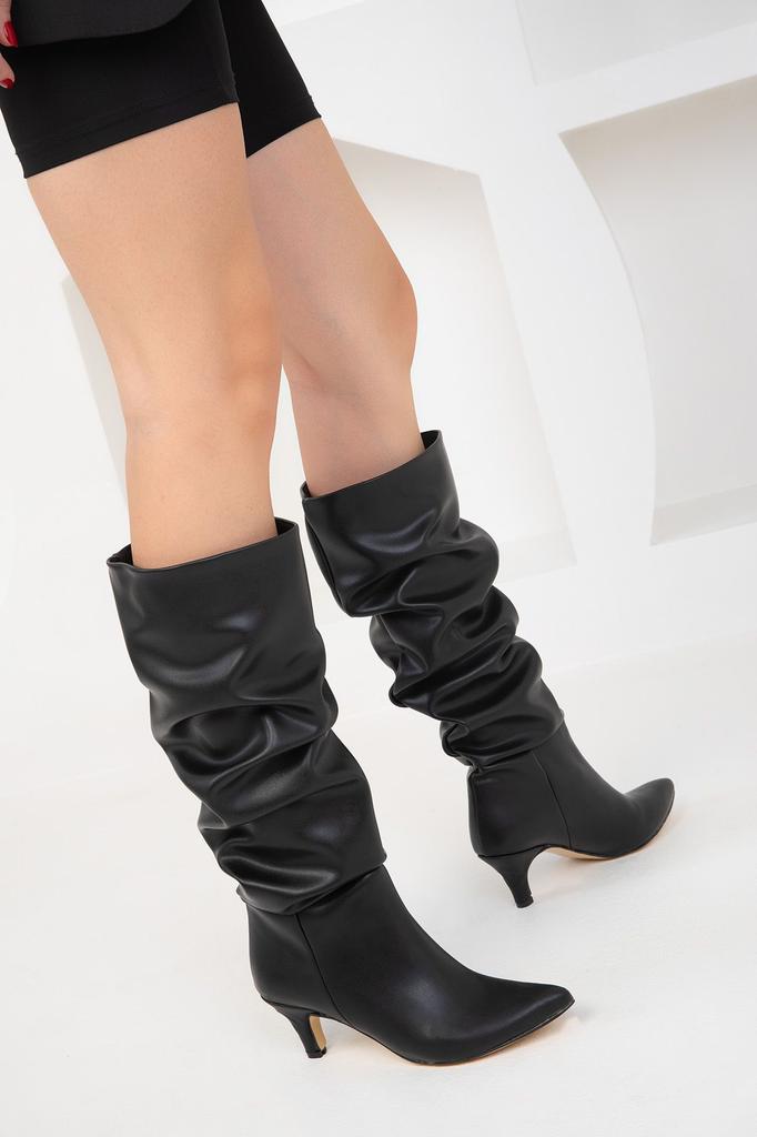 Moderne, stilvolle Modestiefel für Damen, Stiefel aus Kunstleder, Wildleder, schwarze Wildlederstiefel