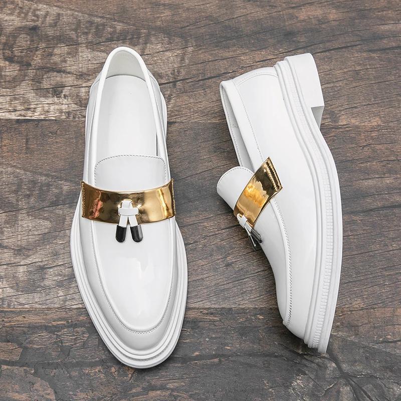 Fashion White Leather Men Casual Shoes New Slip-on Men Shoes Italian Style Male Loafers Soft Flats Lightweight Moccasins for Man