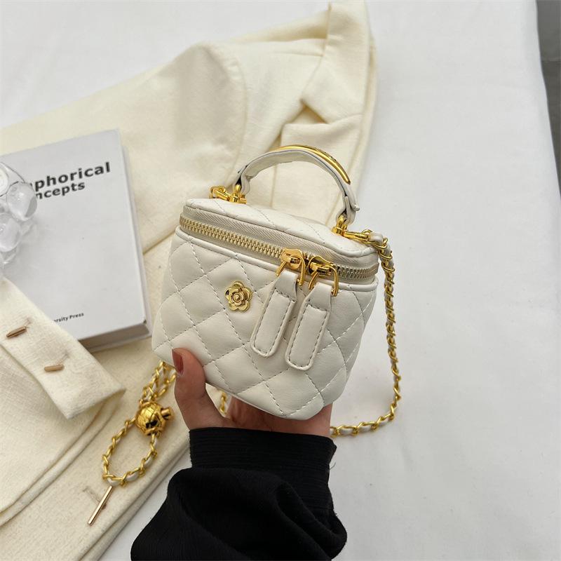 

Маленькая сумка женская новая сумка-мессенджер на цепочке модная маленькая квадратная сумка