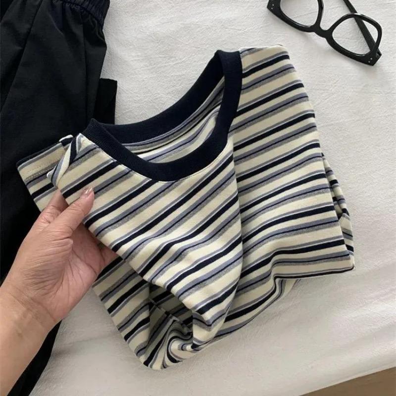 Women's Blue and White Striped T-Shirt Casual Crew Neck Loose Fit Knit Top with Black