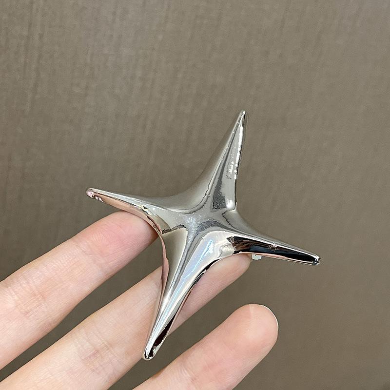 Punk Cool Stars Geometric Metal Brooch Fashion Design Tassel Pin Personality Trend Suit Accessories Jewelry Gift for Women New