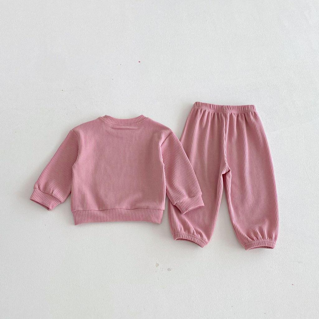 Spring Arrival: Unisex Waffle Knit Two-Piece Set for Toddlers & Kids with Letter Embroidery - Korean Style Home Wear