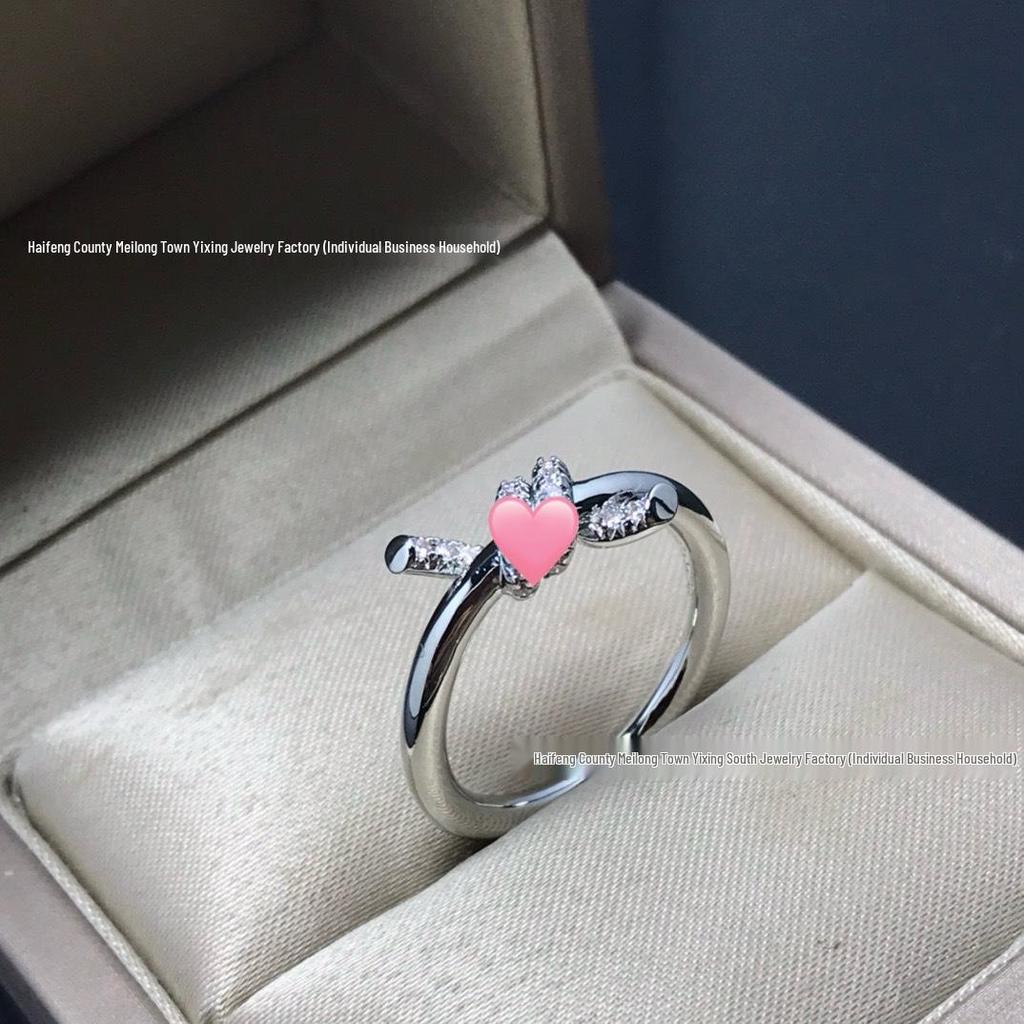 Tiffany Knot Ring for Women, 18K Rose Gold-Plated, Polished Precision Craftsmanship with Diamonds, Fashion Twisted Rope Design.