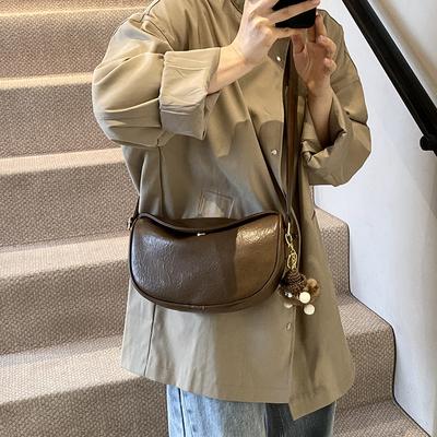 Retro Popular Bag Women's Autumn and Winter New Niche Design Commuter Shoulder Bag High-end Fashion Messenger Dumpling Bag