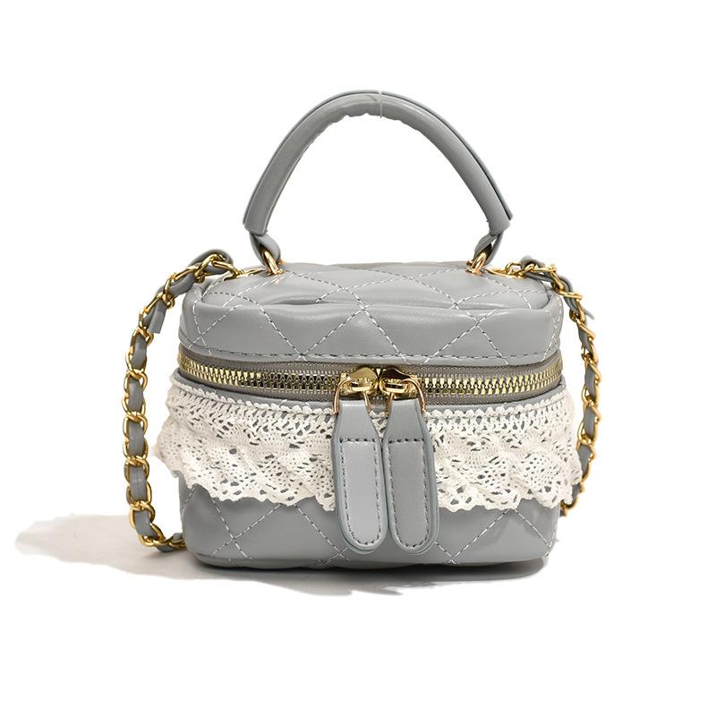 

Spring and summer mini portable small fragrance trend red envelope fashion versatile shoulder messenger chain diamond lace small bag women серо голубой