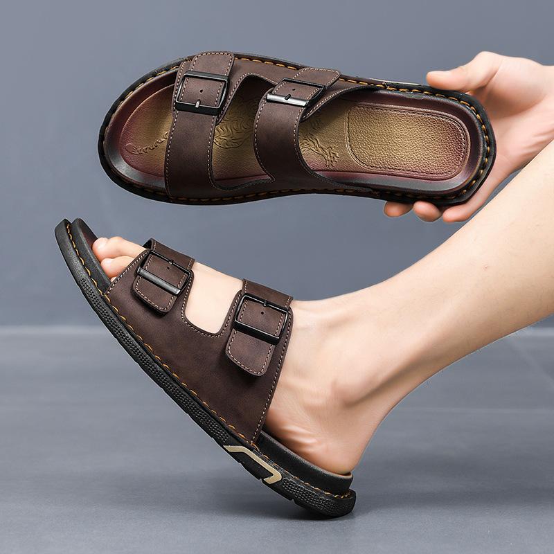 2025 neue Sommer-Plateausandalen, trendige Herren-Slipper, vielseitige Freizeitslipper, Strandschuhe, trendig