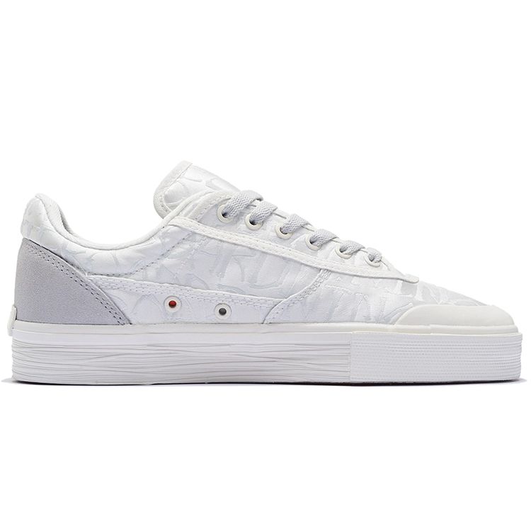 LiNing 50/50 Soft Elastic Skateboard Culture Low-Top Sneakers Women sneakers White Gray AECS040-2