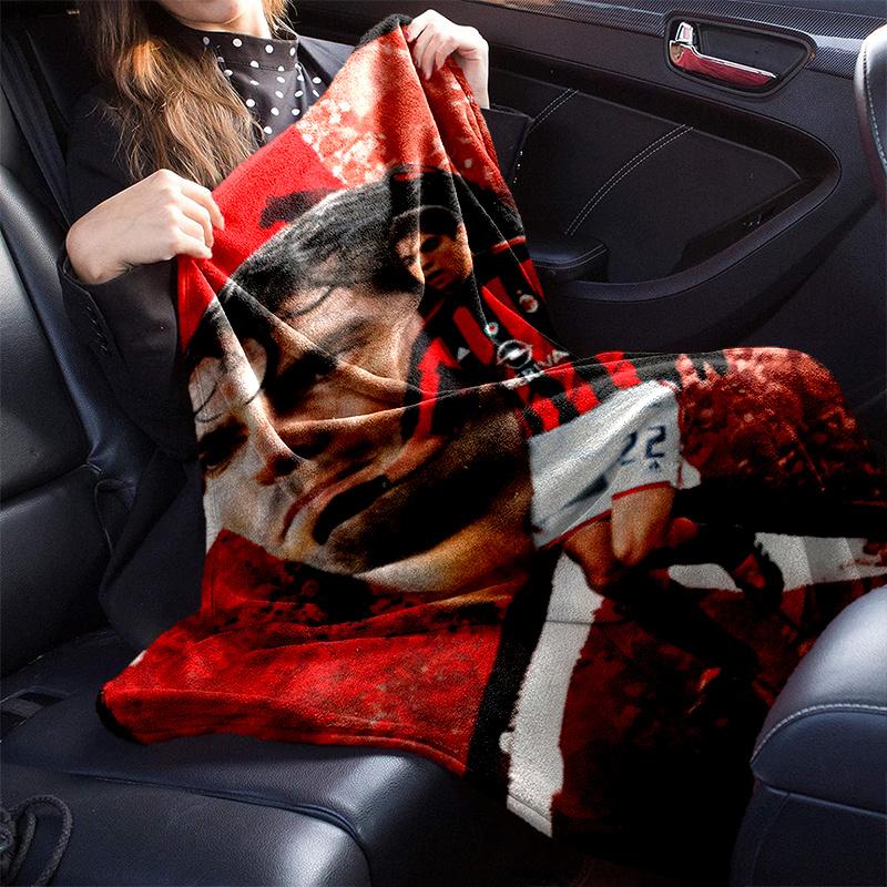 Former Associazione Calcio Milan Ricardo Izecson dos Santos Leite blanket Soft four season home bed office travel outdoor warm blanket L2