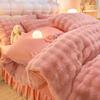 Juego de cama de invierno de terciopelo de conejo engrosado: Funda nórdica de terciopelo de leche, Falda de cama de forro polar de coral, Forro polar de doble cara