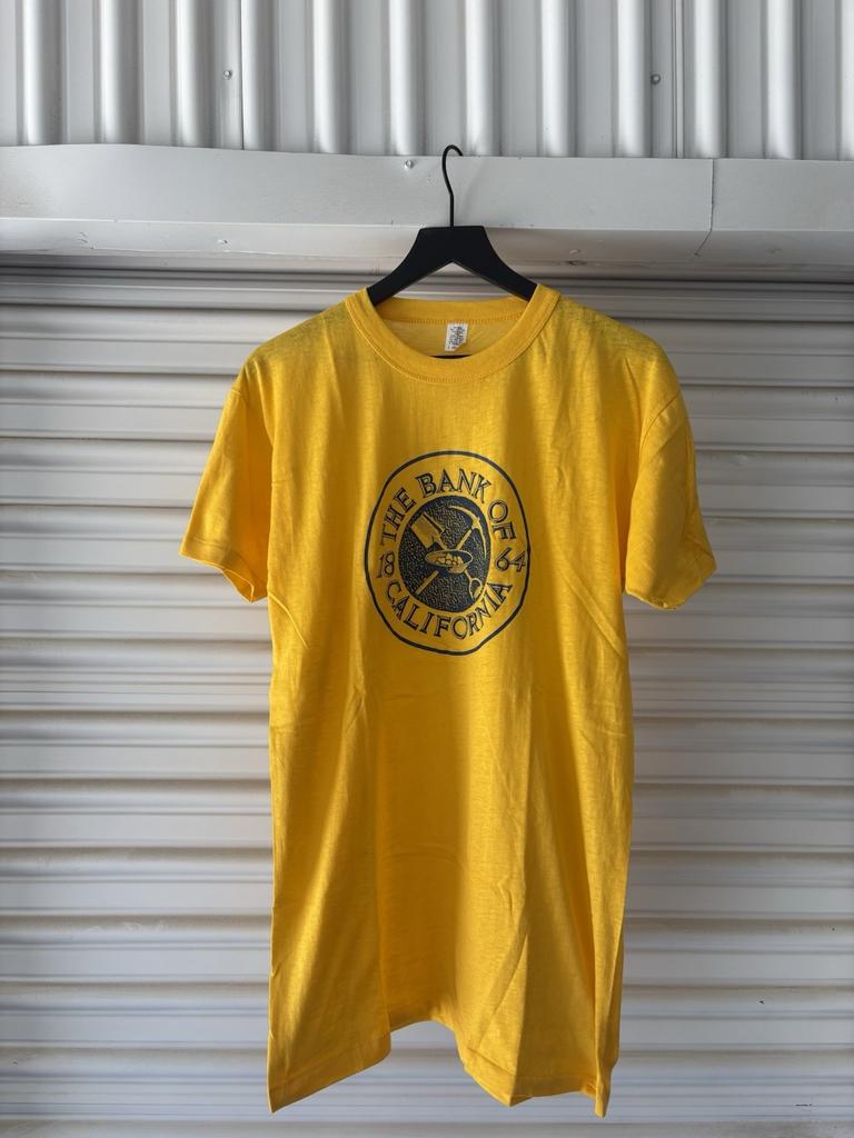 Maglietta Vintage anni '80 The Bank Of California Uomo Taglia L Gialla Nuova Manica Corta Unisex