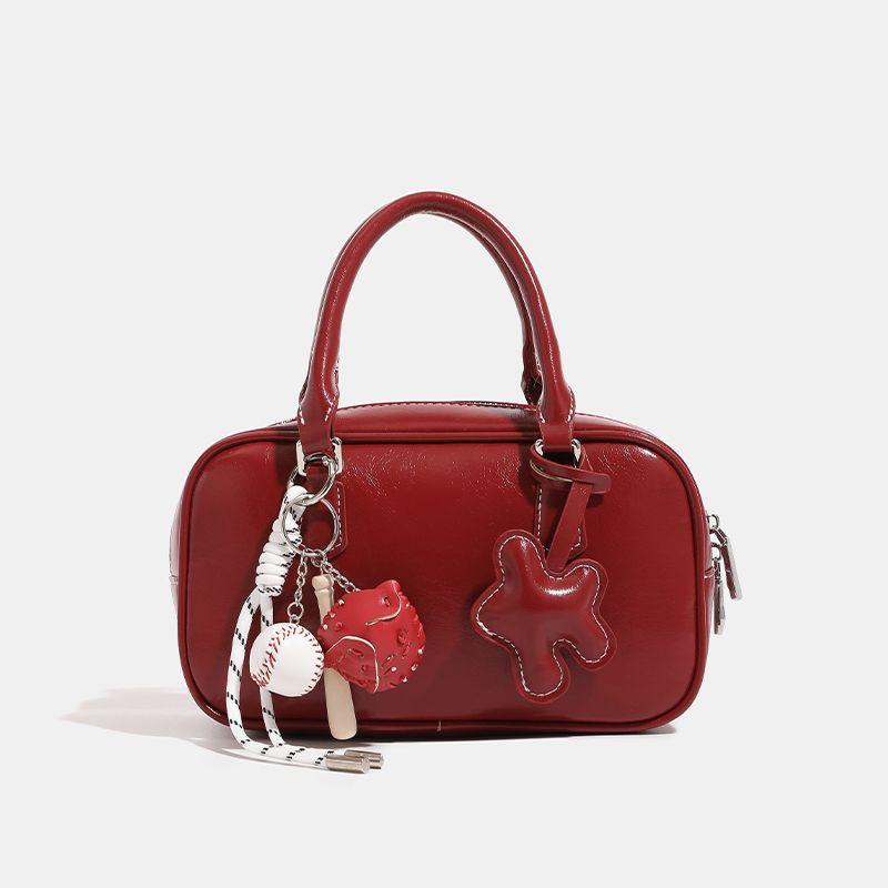 

Niche Design Bowling Bag Women 2025 New Retro Handbags Shoulder Shoulder Boston Bag Red (collect and send pendants)