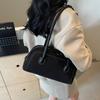 Retro Underarm Bag Aesthetic Single Shoulder Bag Trendy Faux Suede Bag  Winter
