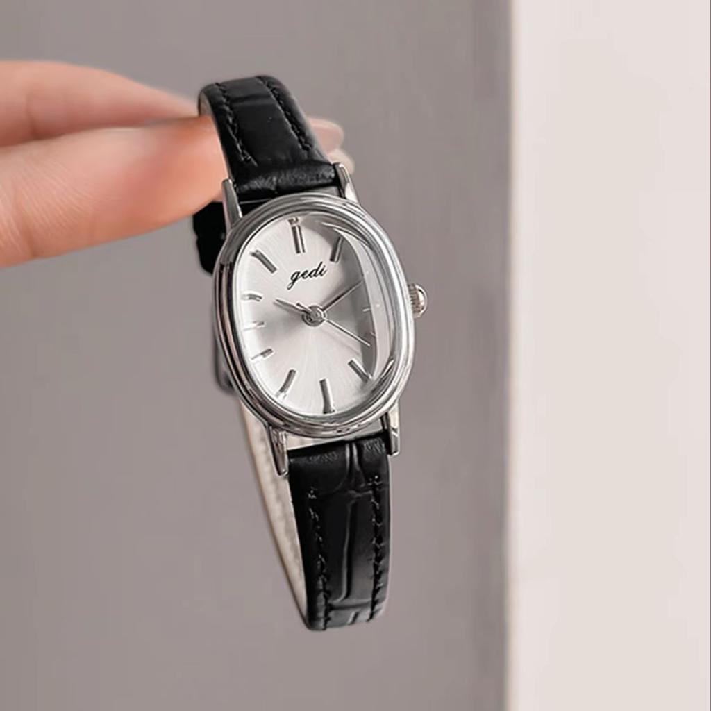 Retro Klassiek Klein Gouden Horloge voor Dames Ovaal Echt Lederen Band Waterbestendig Kwarts Uurwerk Premium Dames Polshorloge