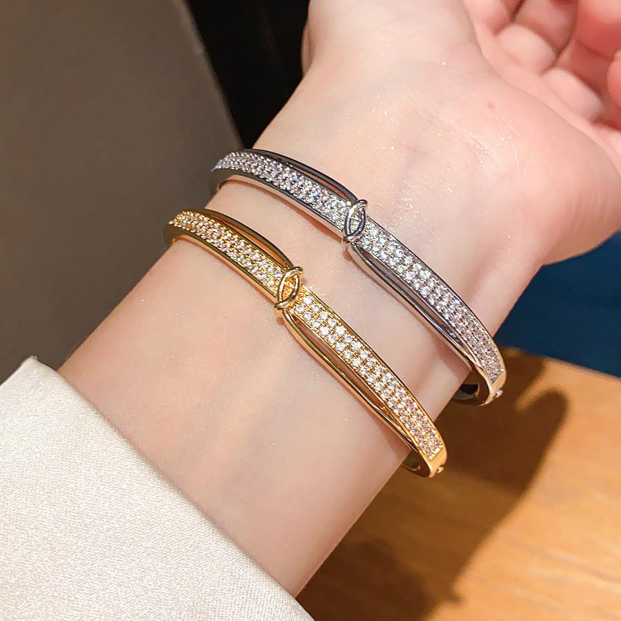 Vintage Gold Zircon Round Bangle Bracelet With Geometric Design For Fashion Women