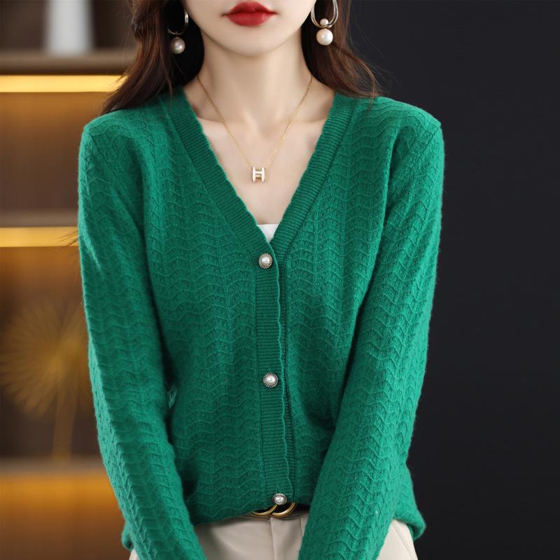 Women's Stylish Loose V-Neck Wool Cardigan Sweater, Autumn/Winter 2025 Collection
