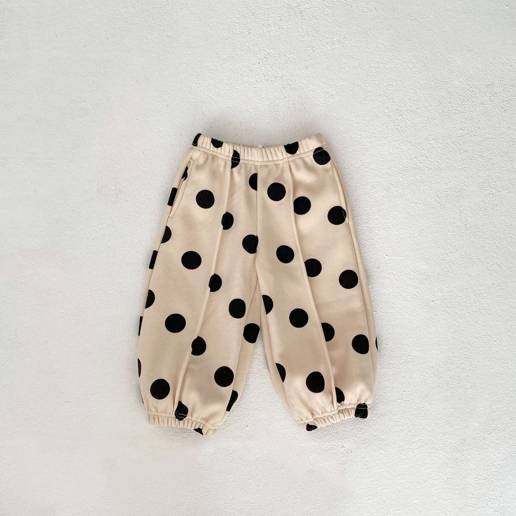 New autumn clothing for infants aged 0-3, casual sports pants with polka dots for baby girls,  thick velvet pants