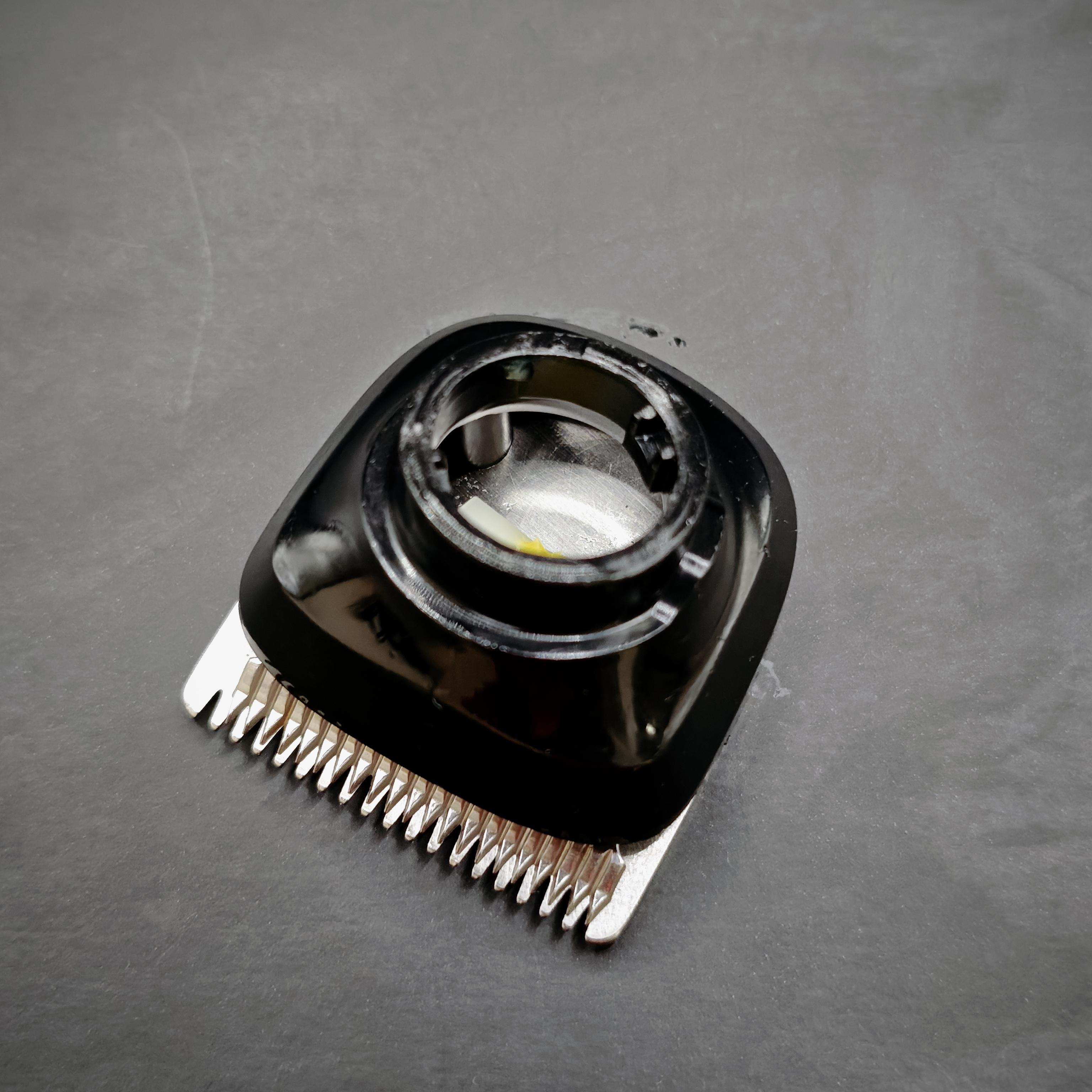 

Сменное лезвие-триммер Prewave для Philips QG3320 QG3321 QG3329 QG3330 QG3332 QG3333 QG3335 QG3337 QG3340 QG3342 серебряный