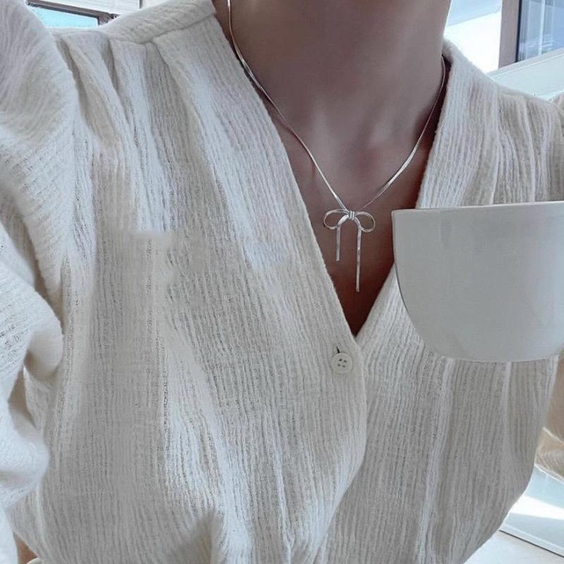 VENTFILLE Silver Color Bowknot Snake Bone Chain Necklace For Women Girl Simple Design Korean Jewelry Dropshipping