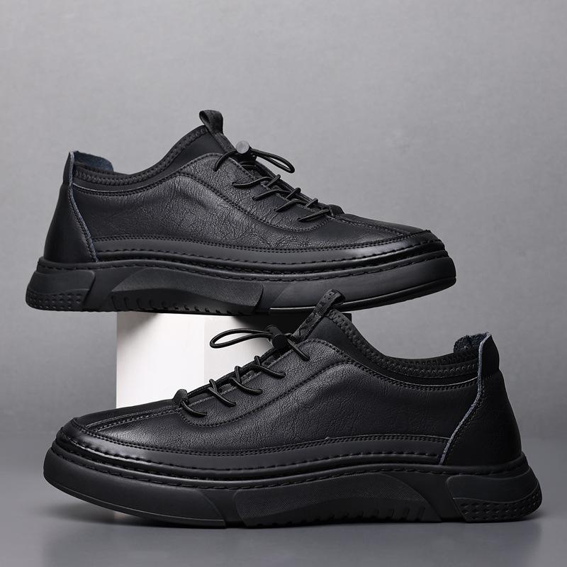 

2025 autumn new men s shoes casual men s leather shoes outdoor travel shoes Korean version soft shoes 38 чёрный