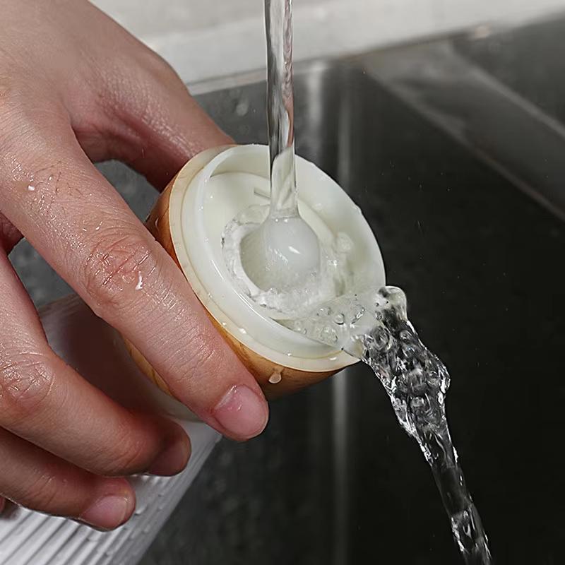 Manual Salt and Pepper Grinder Set Ceramic Grinder with Bamboo Stand Adjustable Coarse Salt and Pepper Mills Kitchen Gadgets