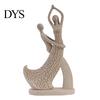 Home Decoration Ornament Abstract Couple Sculpture Ornament, Resin Sandstone Style Statue, Romantic Embracing Statue for Valentine Figure Living Room