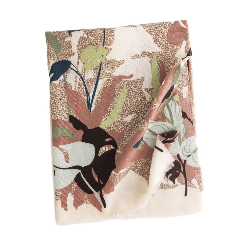 Floral Print Imitation Cashmere Scarf New Retro Elegant Warm Shawl Light Luxury Style Versatile Neck Protector Cold Warm Scarf