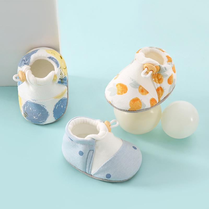 Unisex Baby Soft Sole Cloth Shoes, Anti-slip Pre-walking Foot Covers for 6-9 Months, Ideal for Spring and Summer.