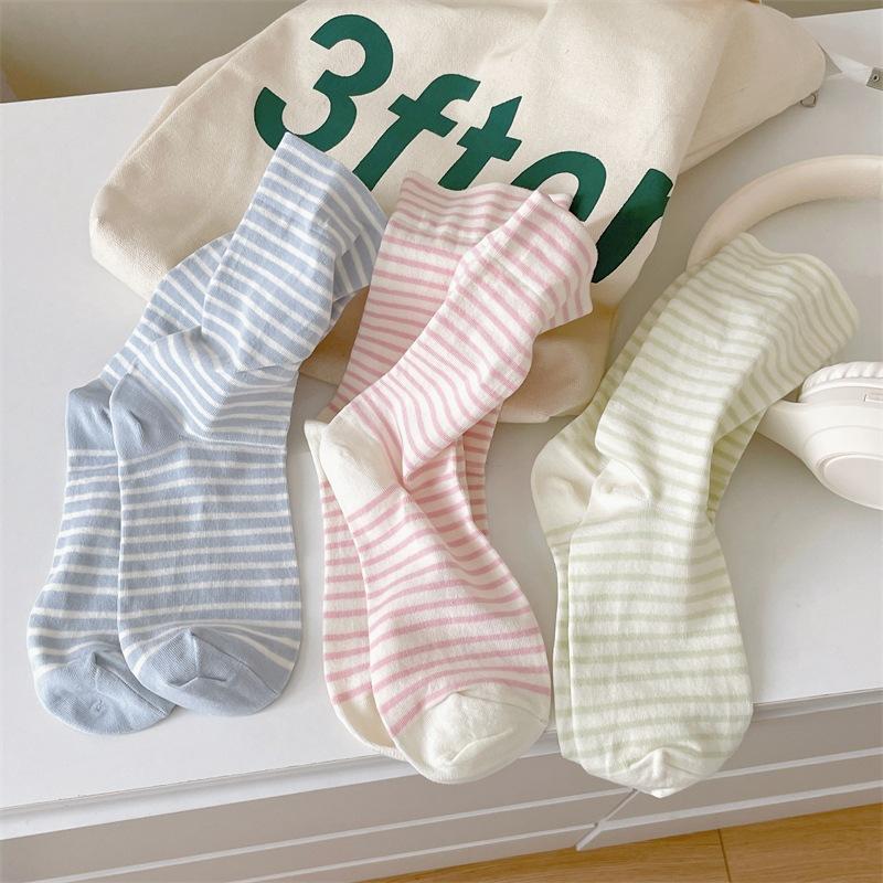 Calzini a righe color crema, Calzini colorati Dopamine da donna a metà polpaccio, Semplici calzini in puro cotone larghi post-parto